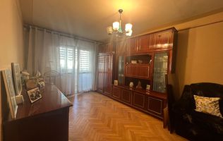 Apartament 3 camere, decomandat