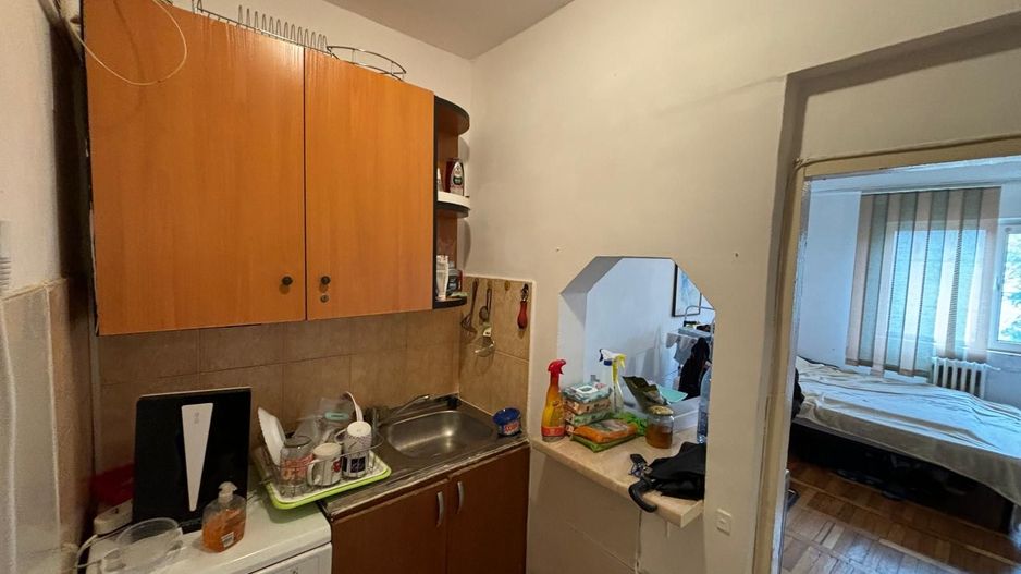 Garsoniera de vanzare  pe strada golescu 12 - Poză 19