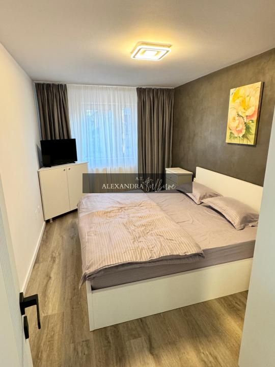 Apartament in vila l decomandat l la cheie l parcare l Cometei - Poză 3