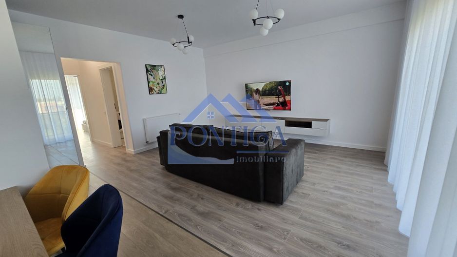Inchiriez apartament 2 camere, zona Kamsas, et 3/3 cu loc parcare - Poză 2