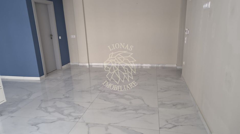 Spatiu de Birou Nou 36 mp-balcon 7 mp-Zona Han - Poză 4