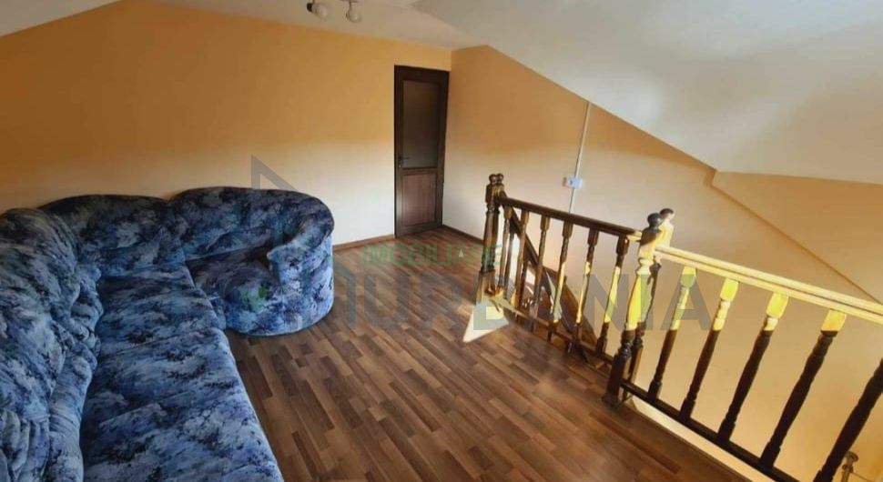 Casă de închiriat, Rusenii Vechi, Holboca - 7 camere, curte 400 mp - Poză 6