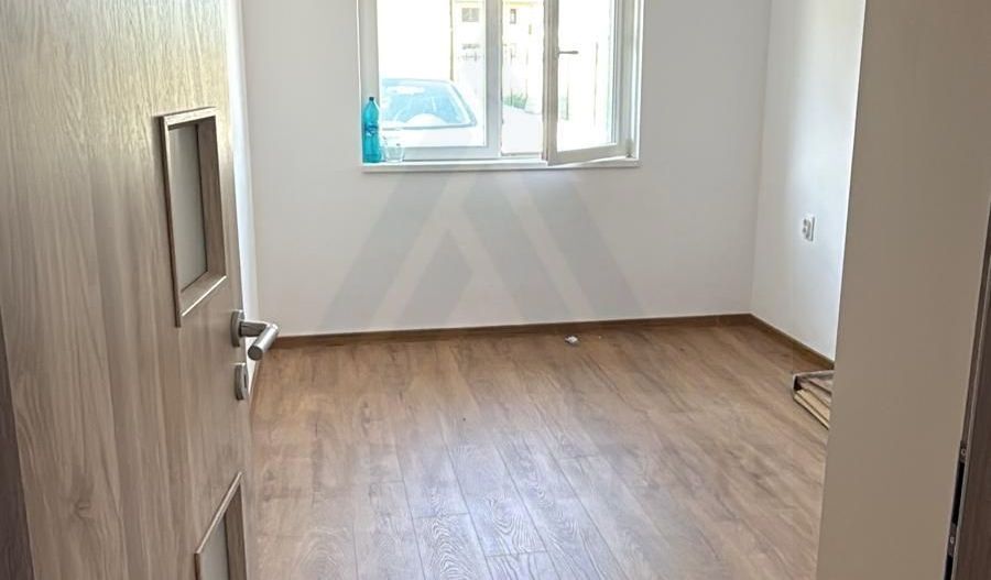 Casă duplex mobilat utilat 3 camere 2 bai teren 288 mp in Tălmaciu - Poză 12