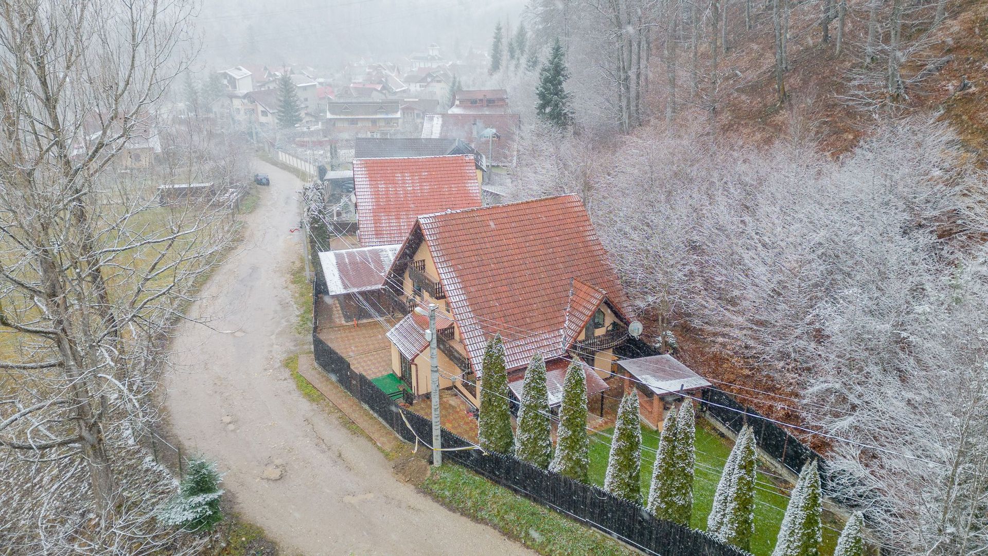 Casa individuala in Dambul Morii cu vedere spre Piatra Mare - Poză 22
