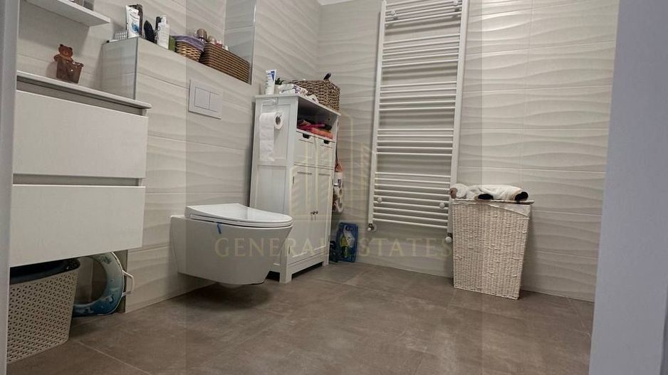 Apartament spre vinzare, 3 camere, modern, complet utilat, mobilat! - Poză 6