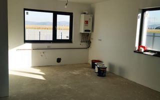 OPORTUNITATE: De vânzare - Casă nouă în cartier Izvor - Poză 8