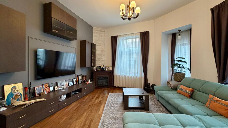 Apartament deosebit - et 1 în vilă interbelică - renovat  Gradina Icoanei - Poză 1