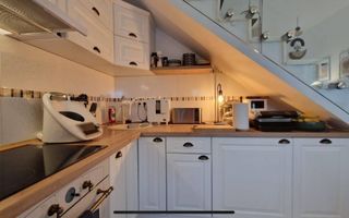 Casa moderna, de inchiriat, cu 3 camere, 2 bai, terasa - Poză 12