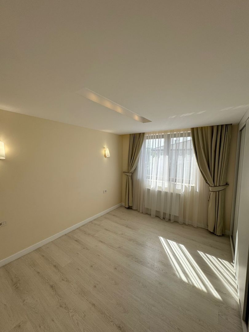 Oxford Gardens | Vila | LUX | 5 camere | Curte | - Poză 18