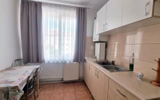 APARTAMENT 2 CAMERE DECOMANDAT, ETAJ 3, BALCON, ZONA TEREZIAN - Poză 7