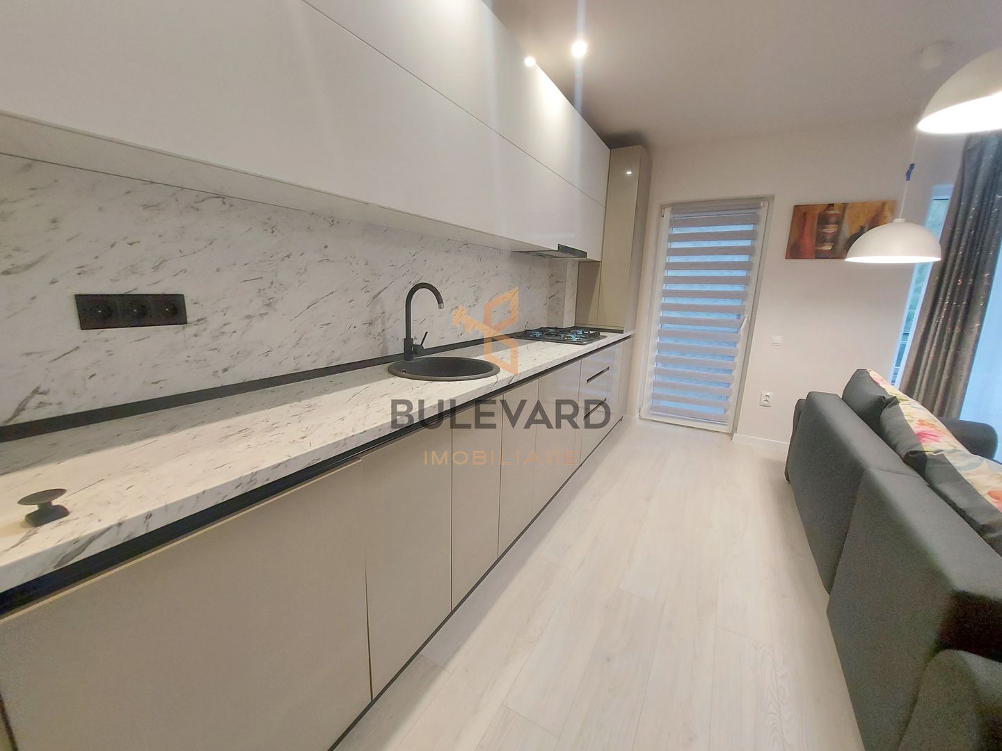 Apartament ultrafinisat ! Zona  strazii Teilor! - Poză 3