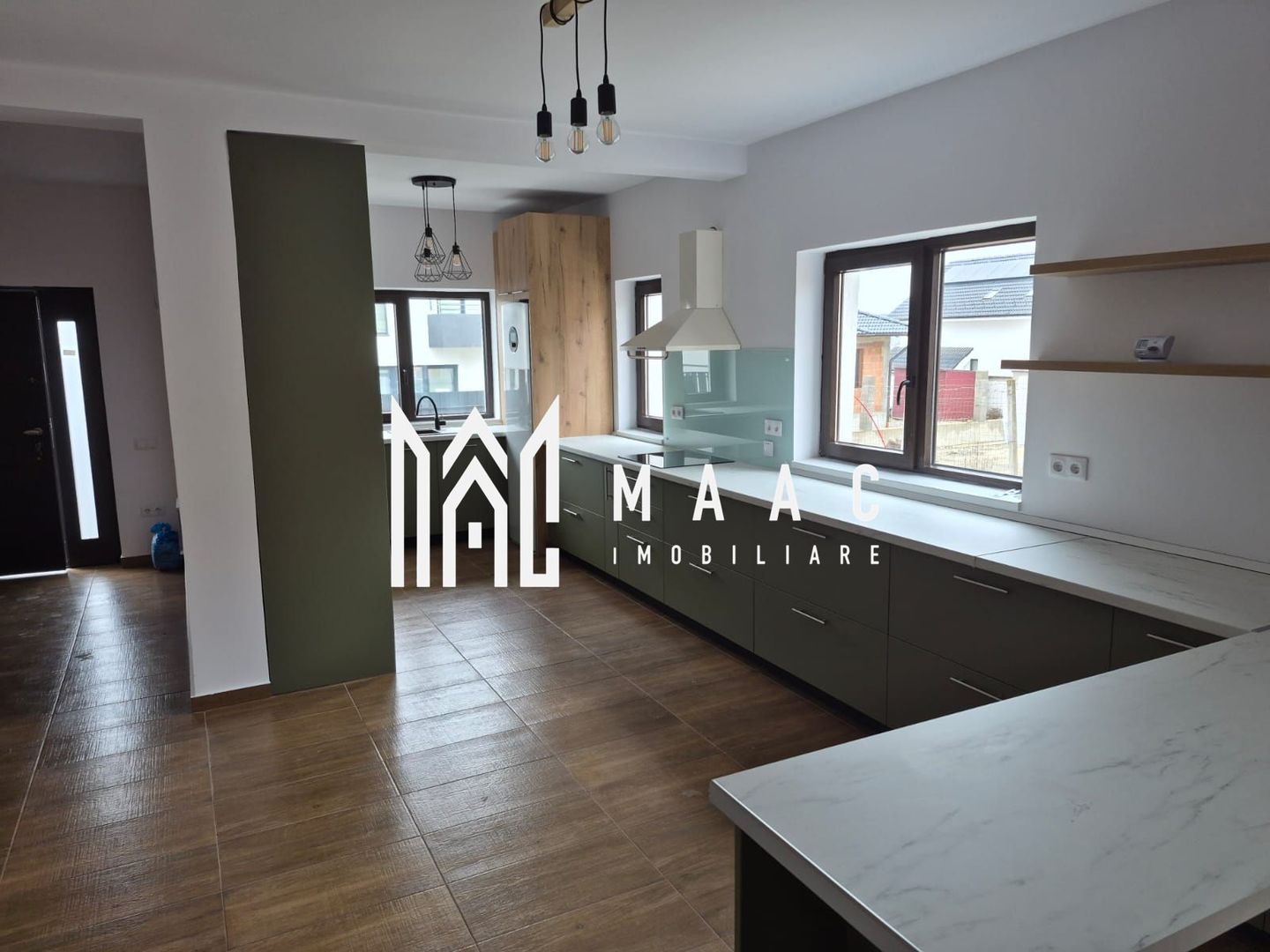 Duplex 4 camere I Mobilat I Calea Cisnadiei - Poză 1