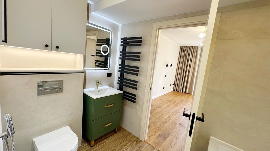 AVIATORILOR, apartament 4 camere Lux, aflat la prima inchirere - Poză 17