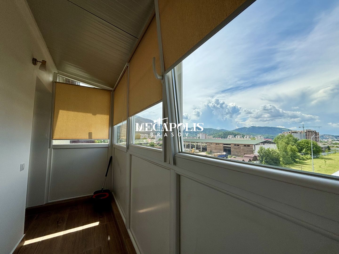 Apartament 2 camere | Etaj Intermediar | Priveliște Către Munte | Noua - Poză 24