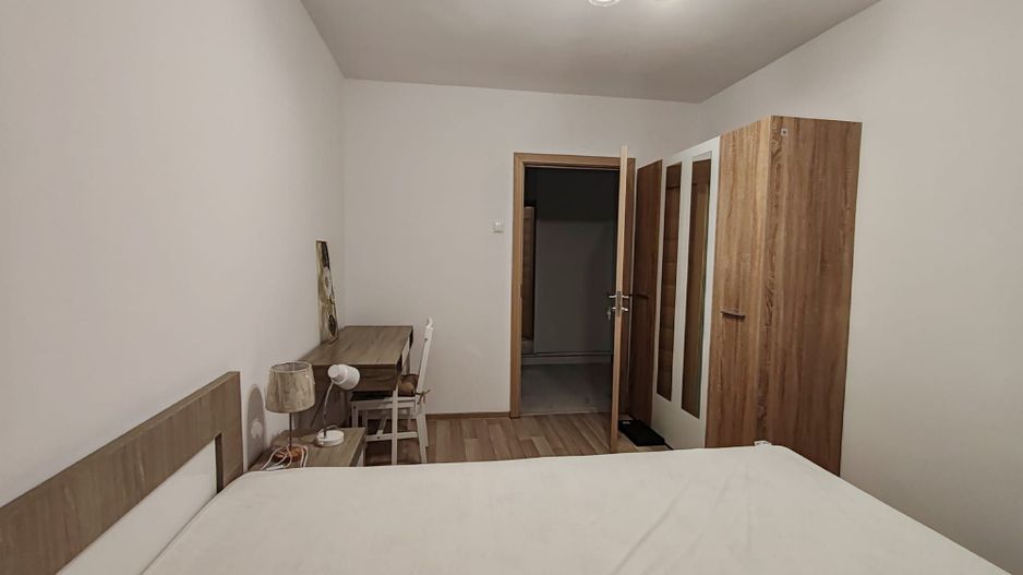Apartament 2 camere decomandat 52 mp renovat Podu Ros 450 euro - Poză 6