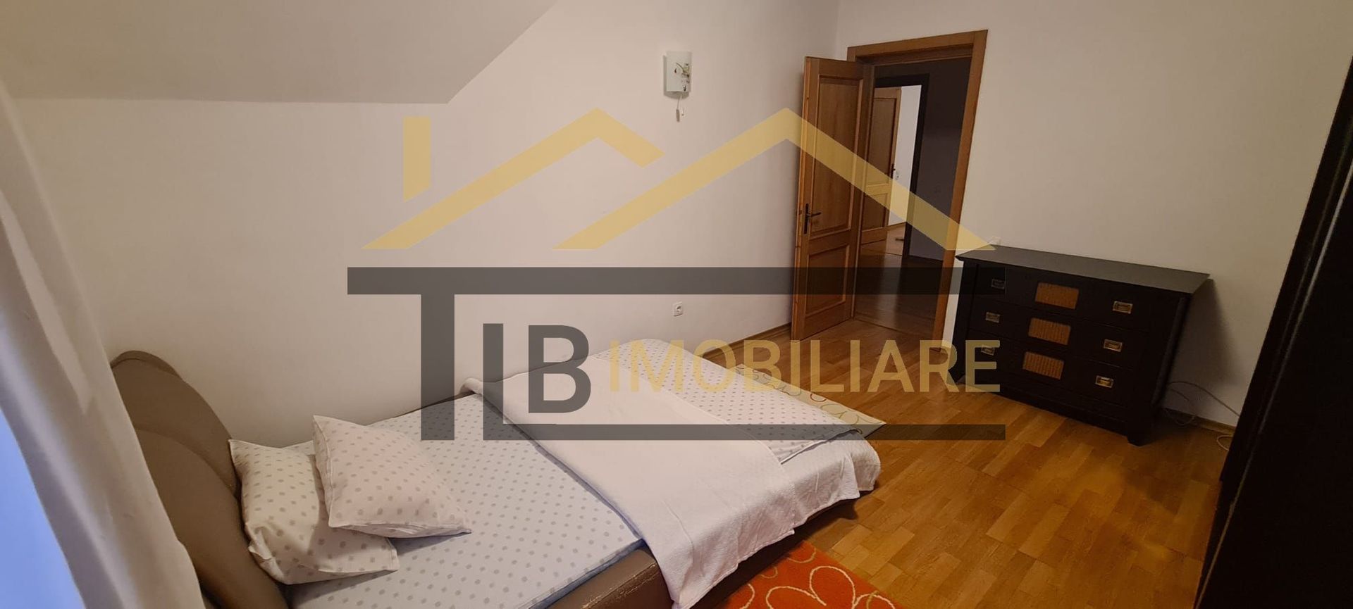 Casa de 4 camere, 240mp, garaj, Zona Dimitrie Cantemir - Poză 9