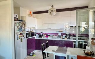 De vanzare - 3 camere decomandat etaj 4 - Splaiul Unirii - Poză 4