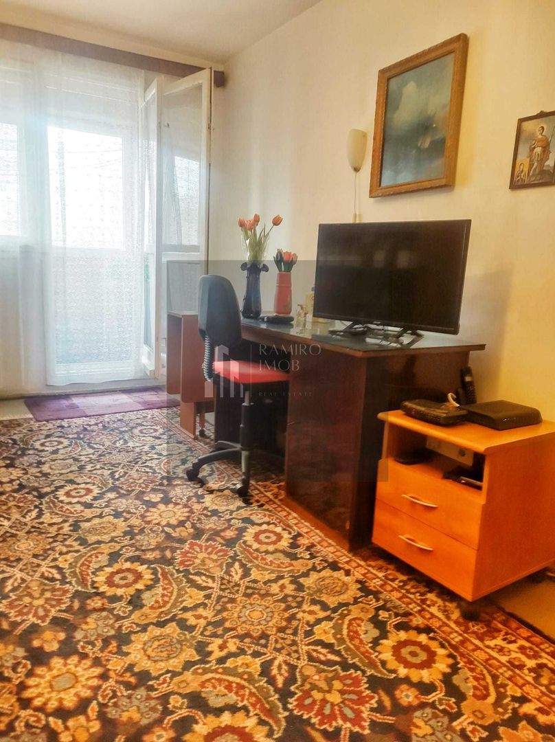 Apartament 2 camere, decomandat, Metrou Nicolae Grigorescu, DE RENOVAT - Poză 1