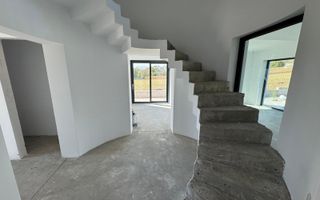 Casa individuala 4 camere, 181 mp utili, teren 822mp, zona Unirii - Poză 15