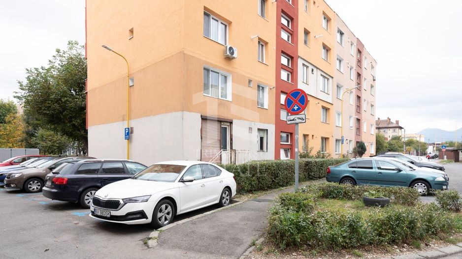 Triaj-Coresi-3 camere+2 bai-70 mp utili NERENOVAT - Poză 22