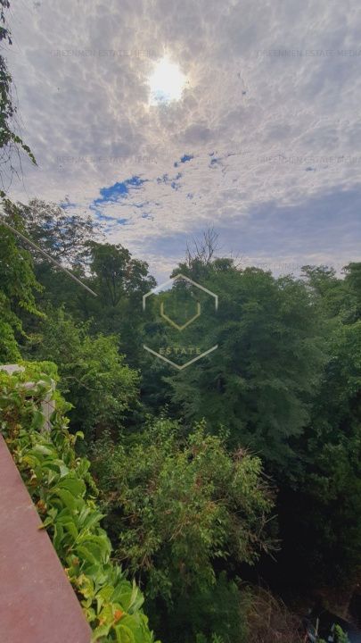 Modern renovata, bloc 2 lifturi, vedere parc, Maior Coravu - Metrou Piata Muncii - Poză 2