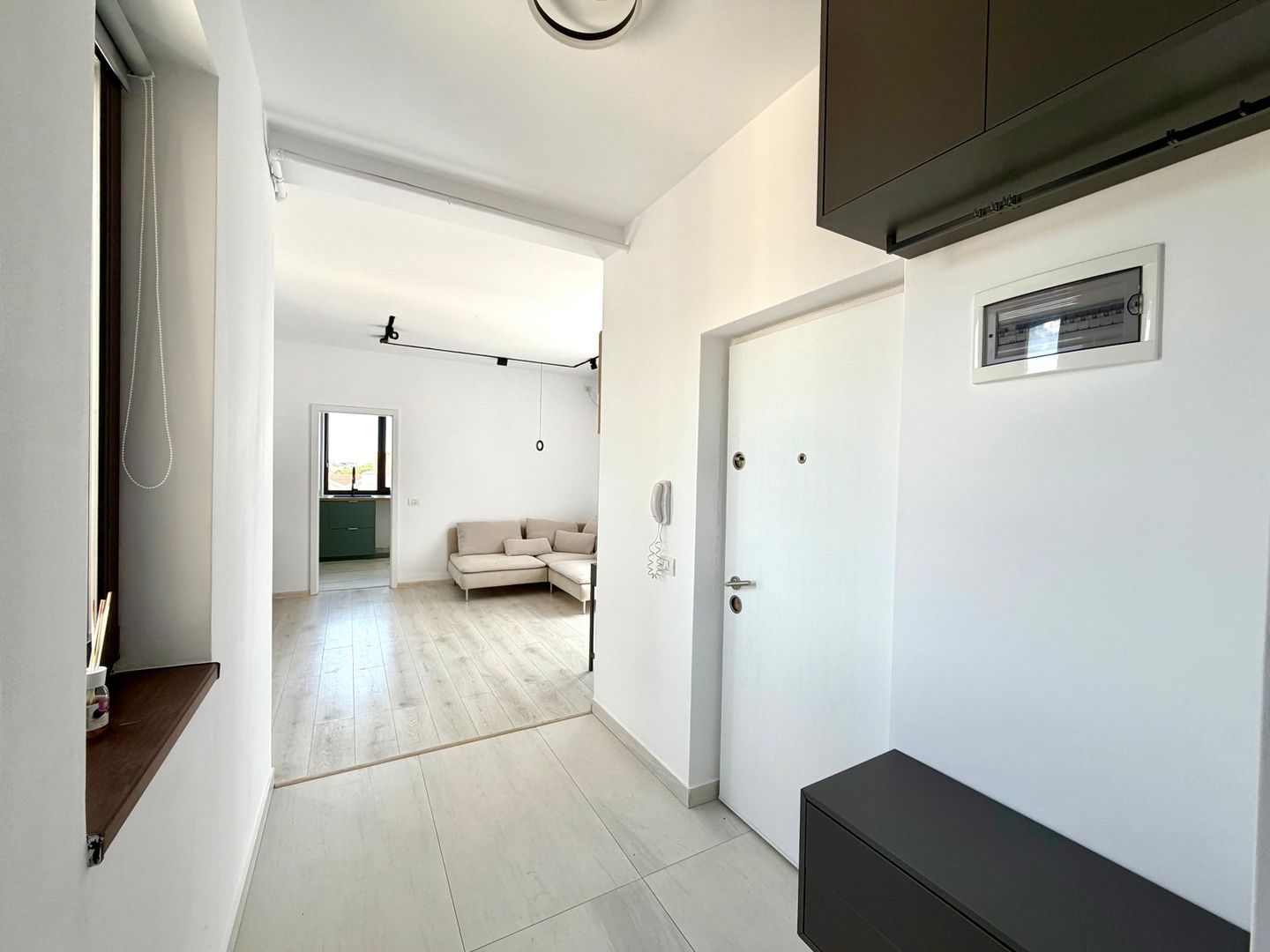 Apartament tip Penthouse cu terasa - 2 camere - Giroc - Poză 2