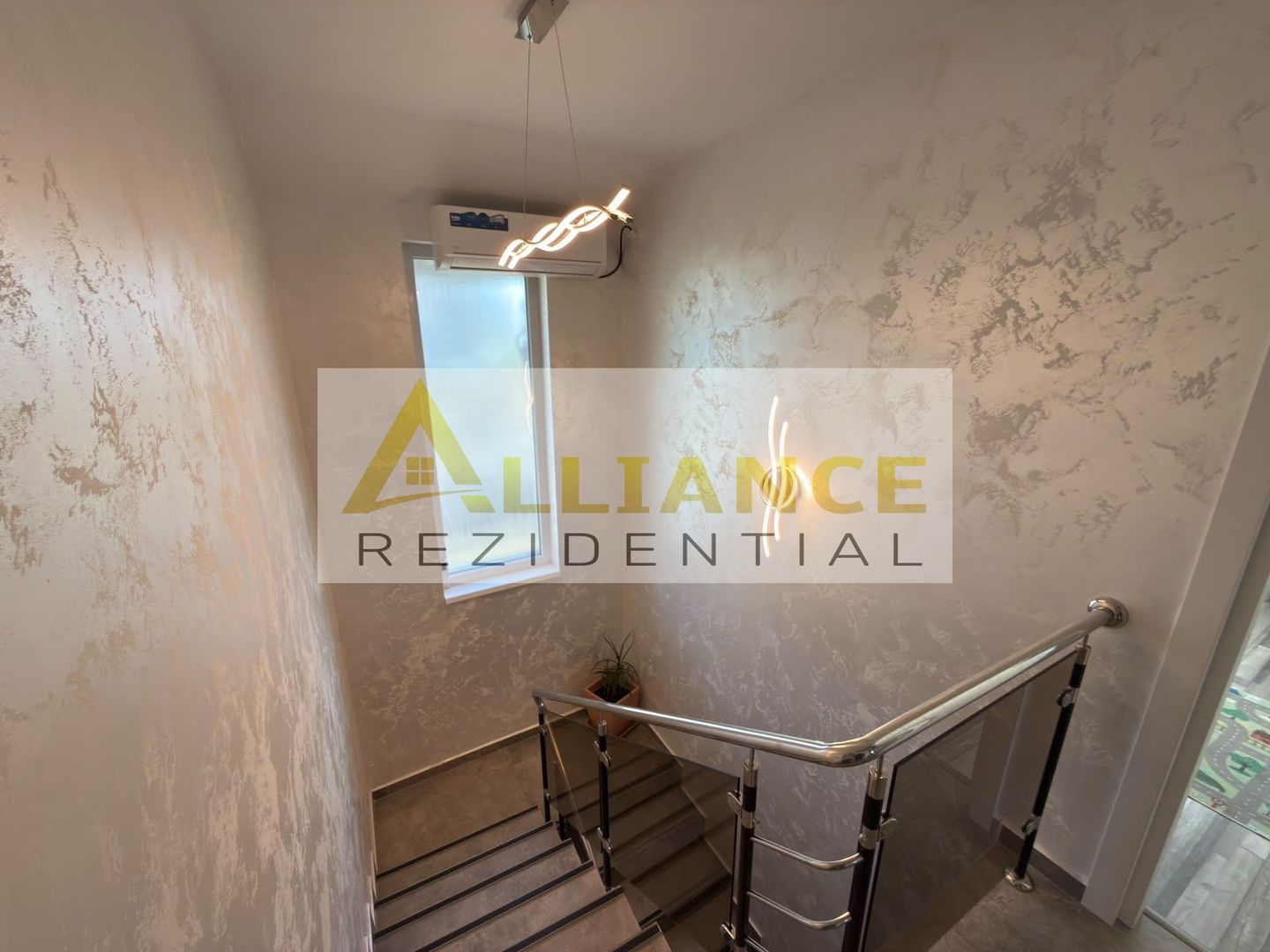 Casa Individuala - 4 camere - 2 bai - 620mp teren - Poză 17