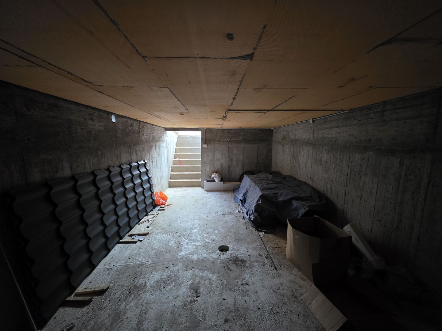 CASĂ NOUĂ – CUMPĂNA | 610 MP TEREN | UTILITĂȚI | STRADĂ ASFALTATĂ - Poză 5