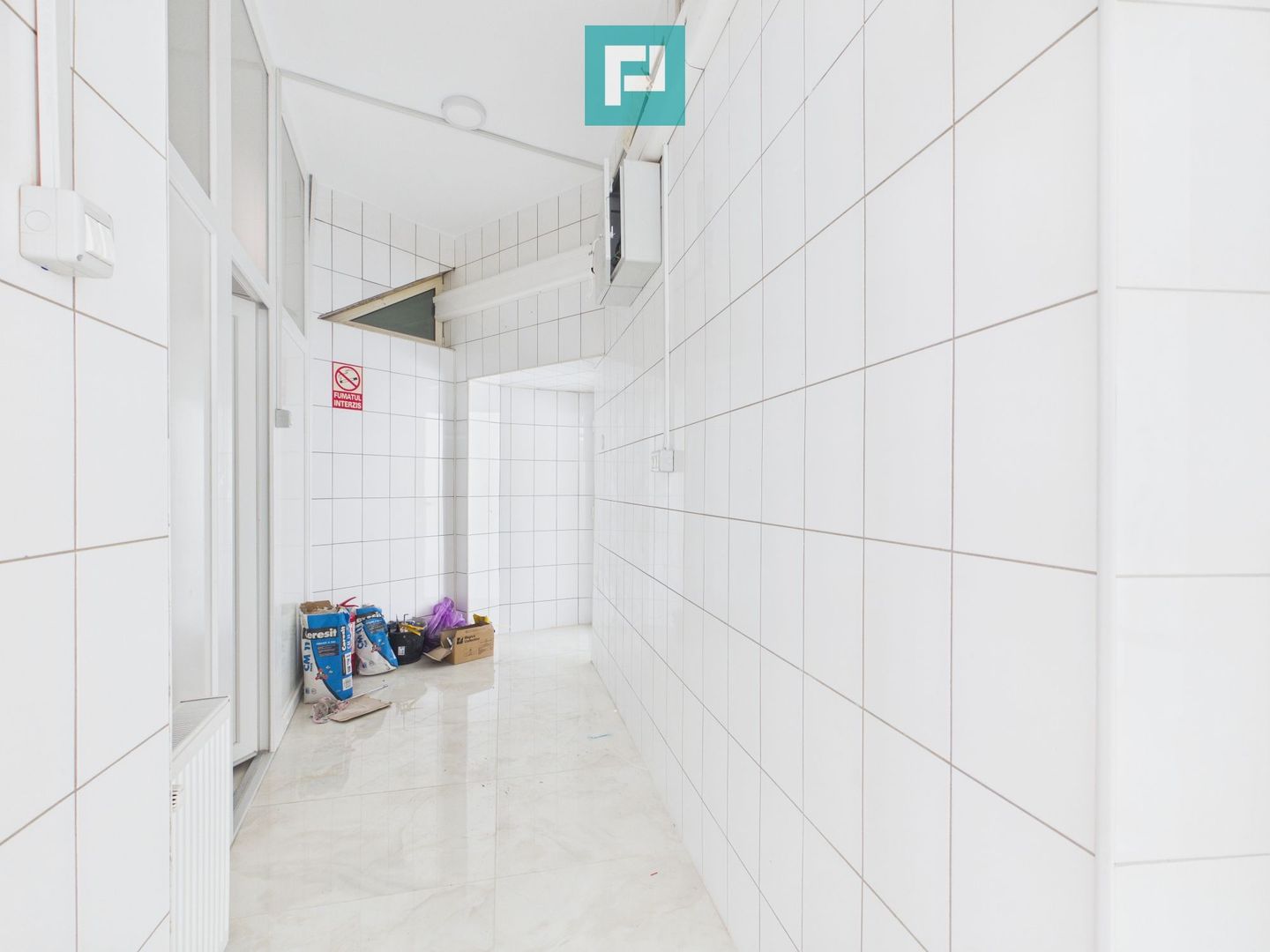 Ioșia: două spații vitrate, unire posibilă - Poză 11