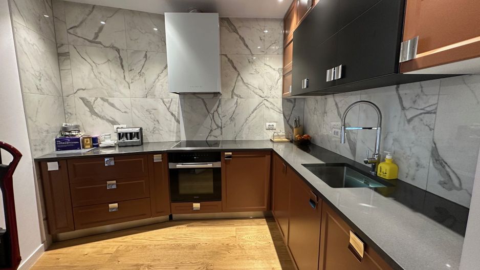 Apartament pe 2 niveluri - Poză 18