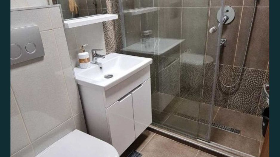 Vand apartament 2 camere - Poză 8