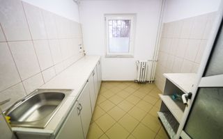 Spatiu parter, 56 mp, ideal cabinet medical, birouri sau servicii – Sarari - Poză 6