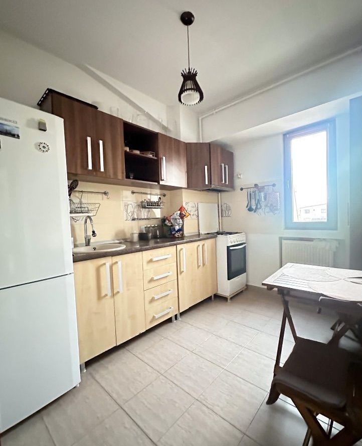 Apartament de Închiriat 3 Camere Bucurestii Noi - Poză 9