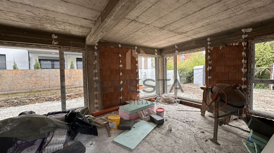 Imobil 7 camere zona Hasdeu -SemiCentral | Curte proprie si acces auto - Poză 14