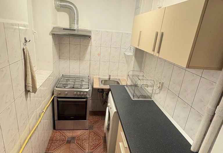 Apartament Luminos 2 camere. Decomandat.  Zona Huedin/ Resita. - Poză 10