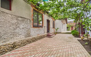 Casă Individuală cu spațiu comercial - Variaș - Poză 21