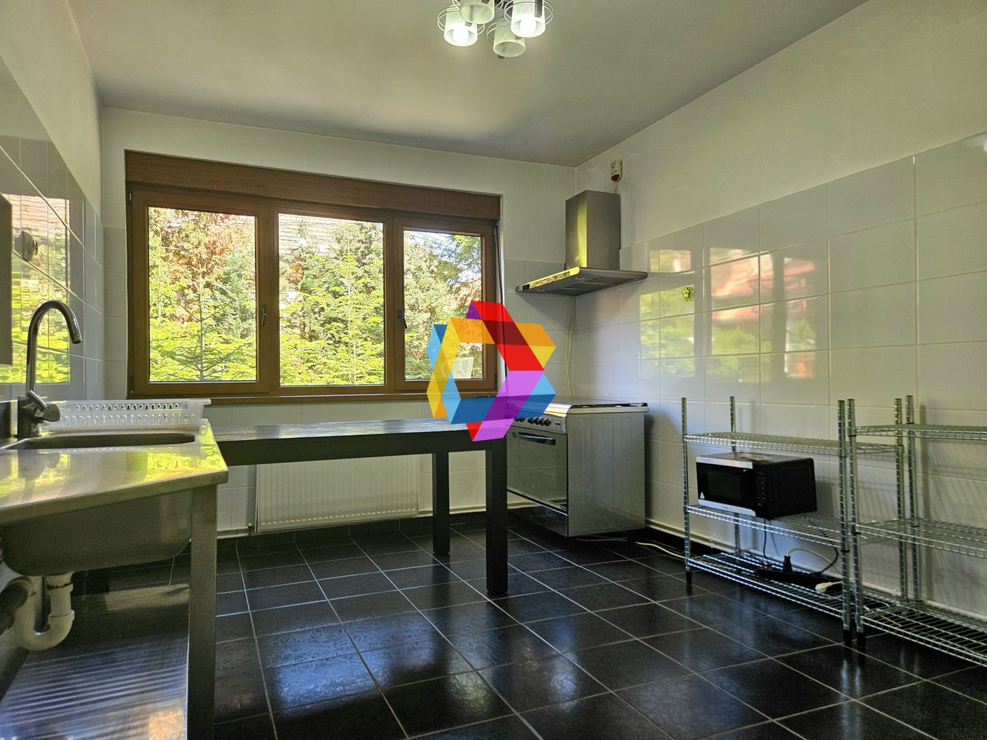 Casa deosebita 6 camere de vânzare, Central, Brașov,  210 mp, Plus-imo.ro - Poză 4