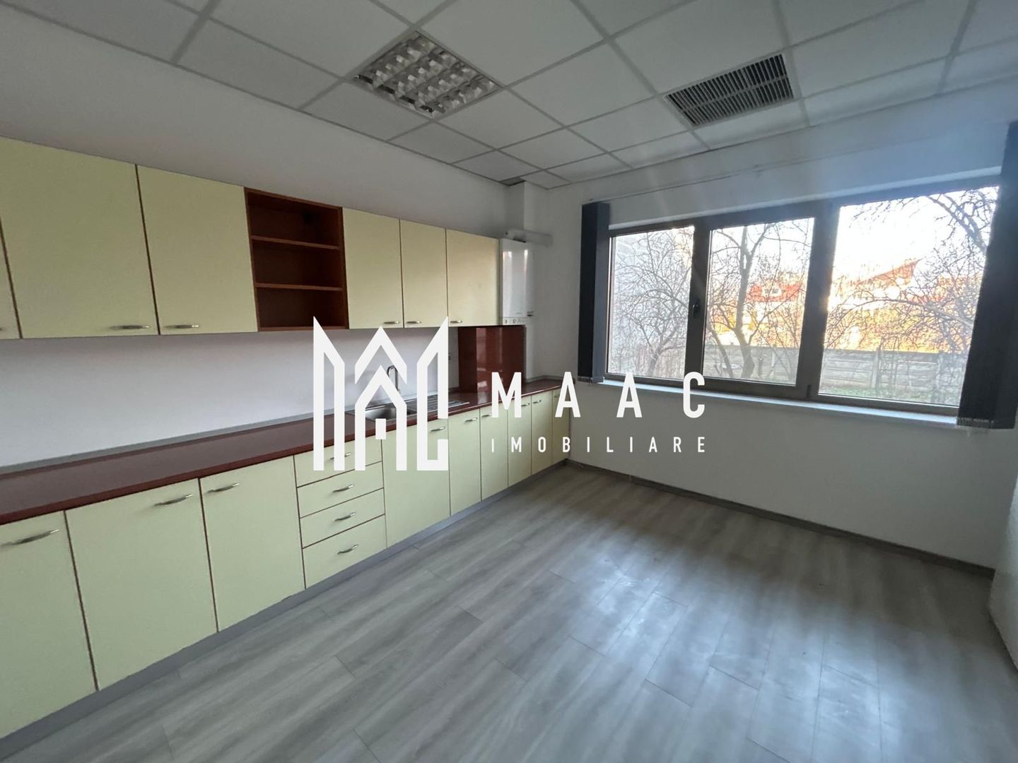 Spațiu de închiriat – Parter clădire – 201 mp + terasă – Hipodrom 2, Sibiu - Poză 8