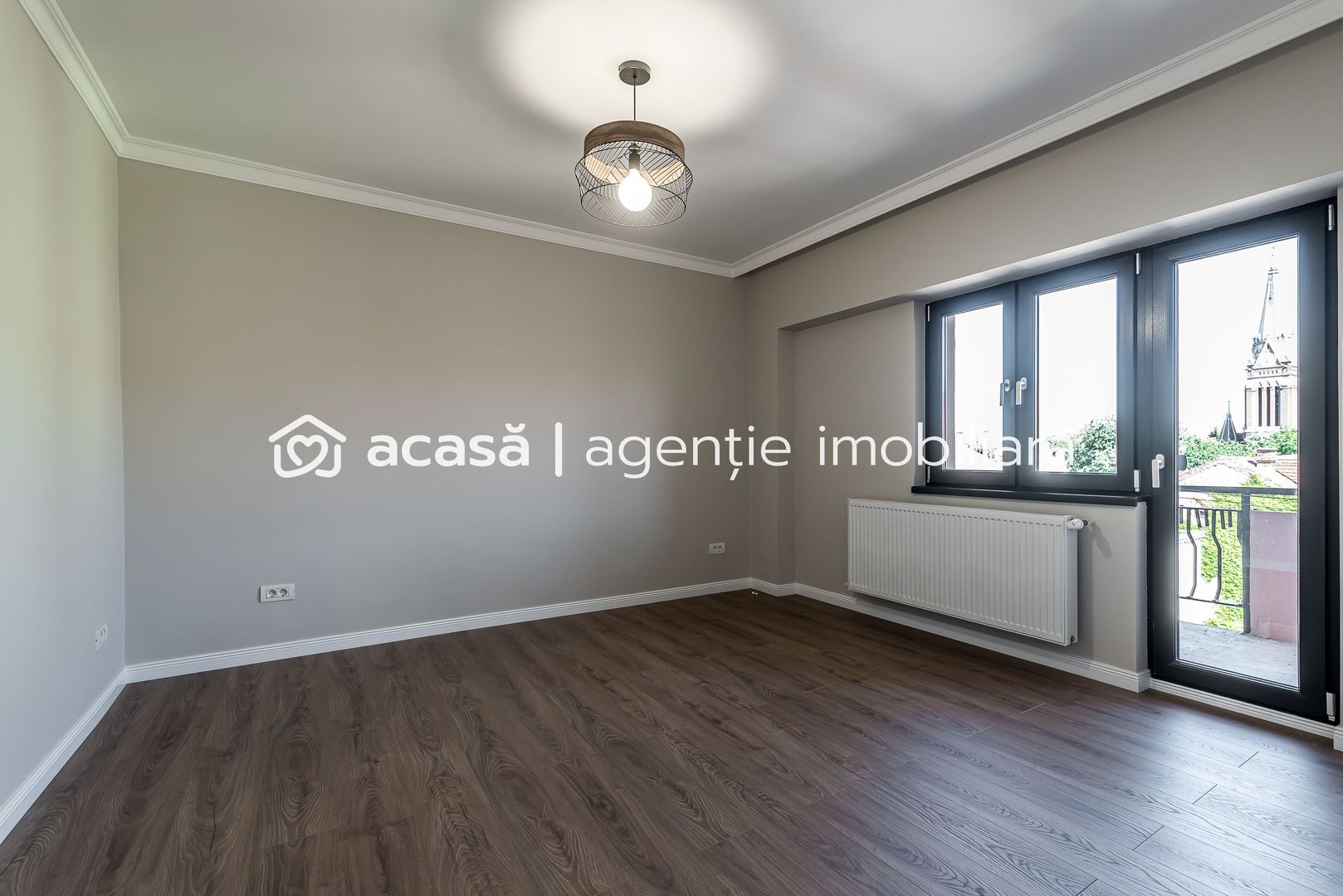 Apartament ultracentral cu 4 camere renovat recent Comision 0 - Poză 5