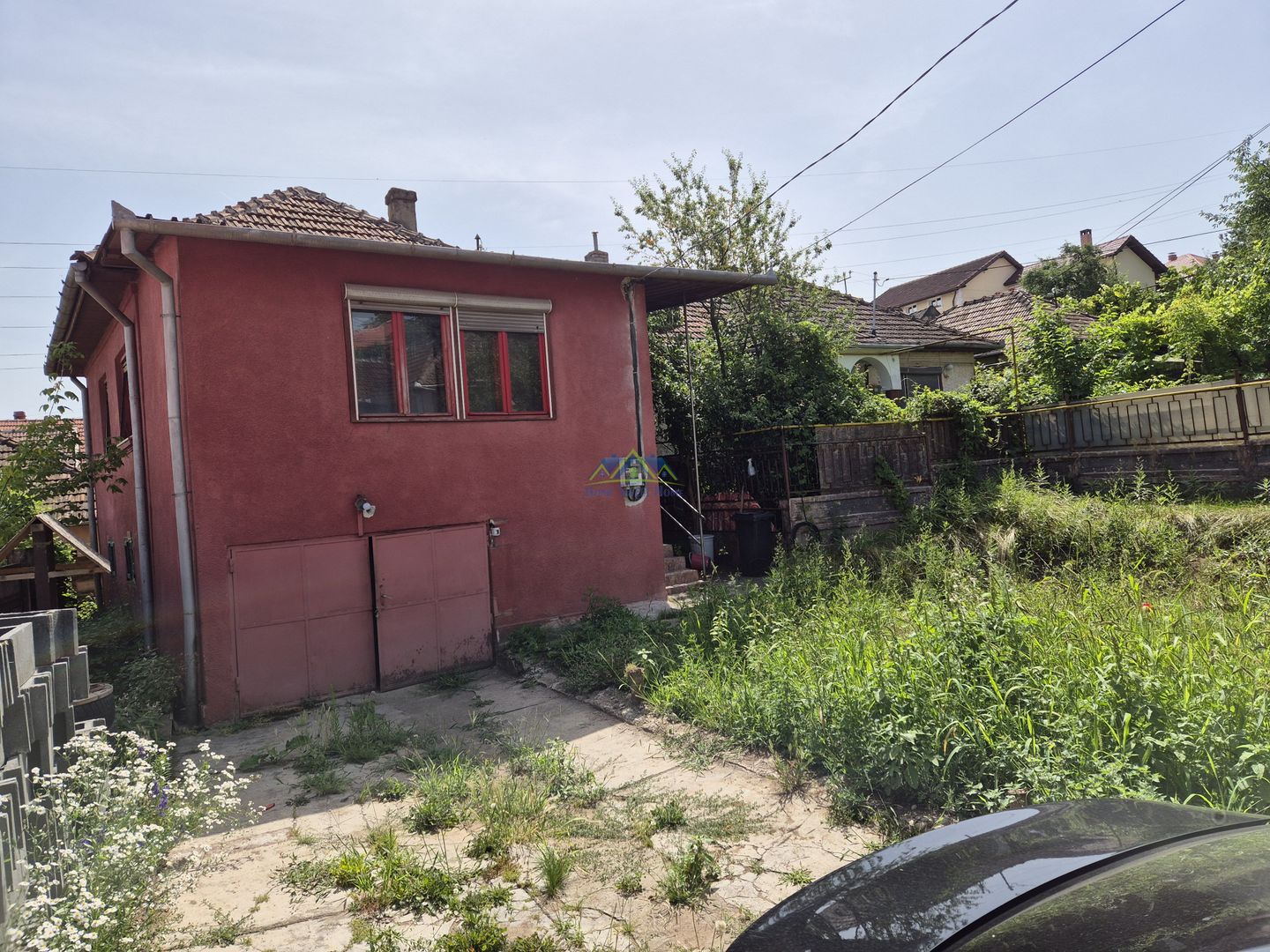 Vand casa 3 camere, garaj, curte, baie si buc, zona Gh. Apostol, 277mp - Poză 5