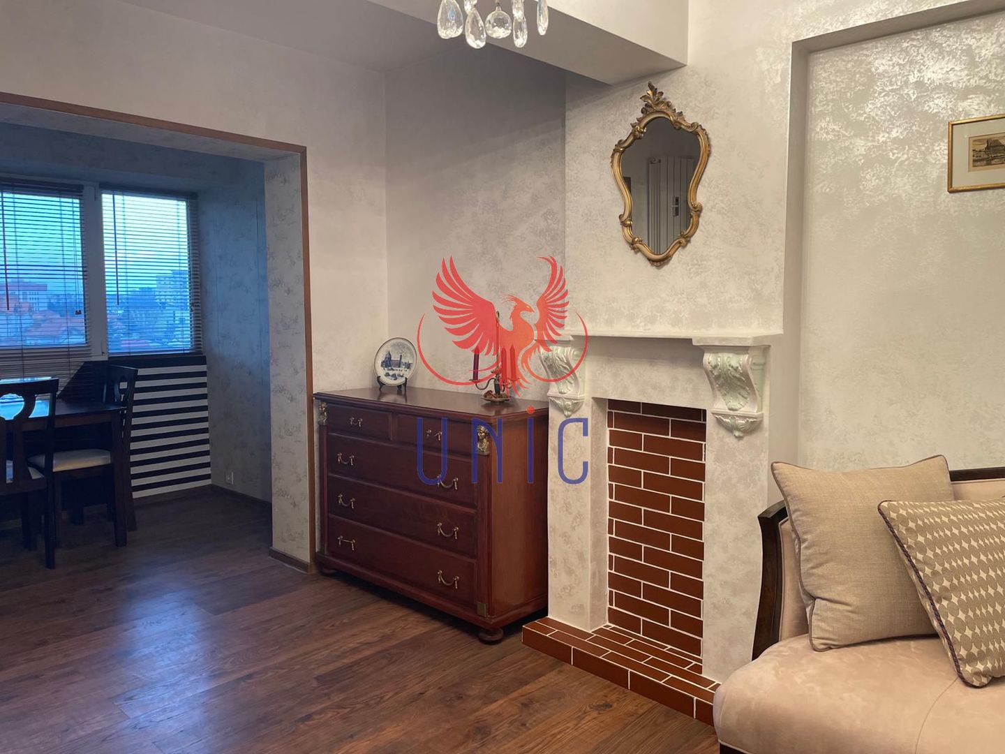 Proprietate deosebita, in inima orasului - Poză 11