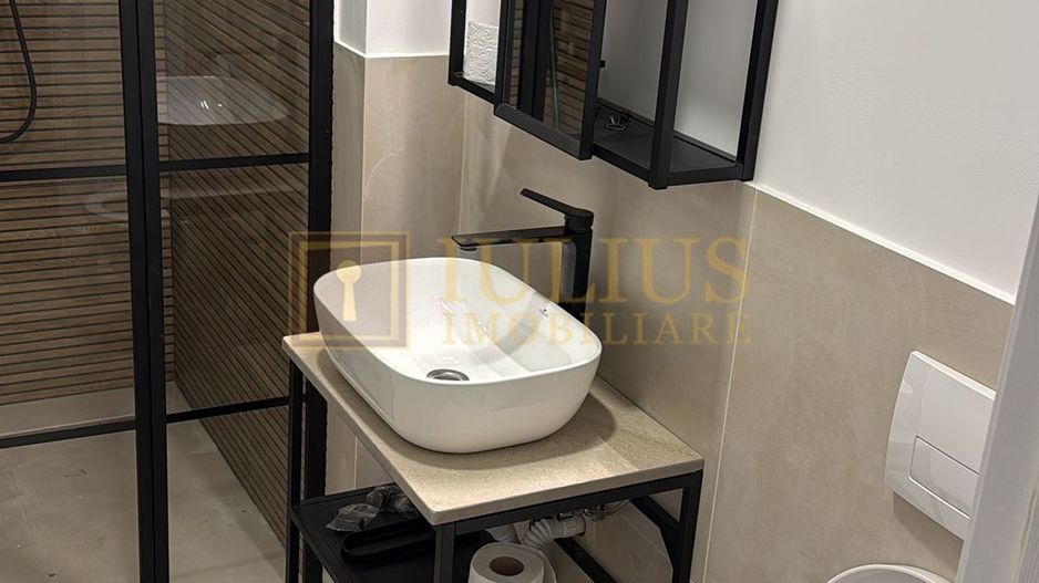 5 minute de centru, 2 camere, centrala proprie. - Poză 8