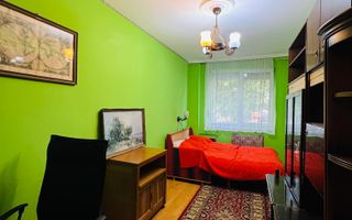 Apartament cu 3 camere pe str. Aluminei langa Liceul Ortodox - Poză 8