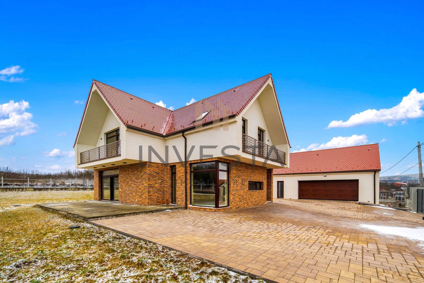 Casa individuala 256 mp utili, teren 2000 mp, Aiton, garaj dublu - Poză 1