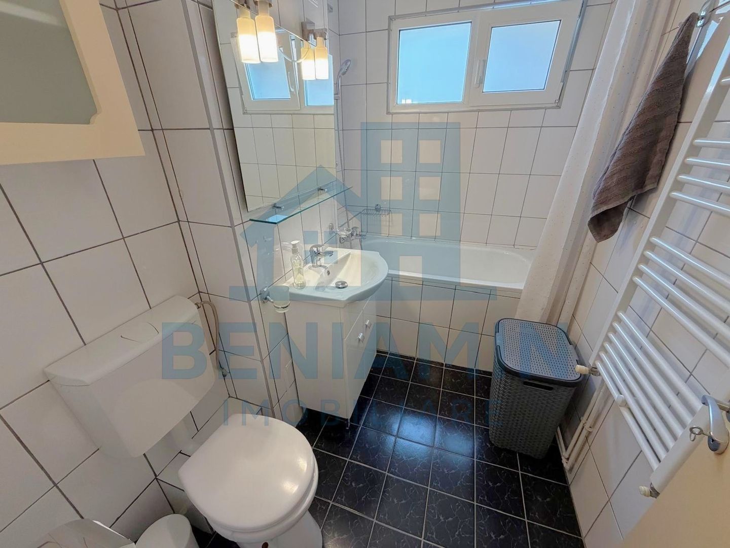 2 camere-etaj 1-centrala termica-mobilat-utilat-Sala sporturilor - Poză 7