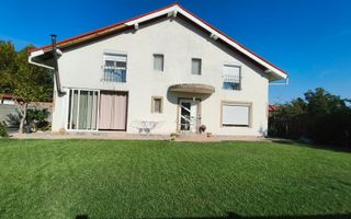 Casă individuală spațioasă cu garaj și curte generoasă – Ghiroda - Poză 2