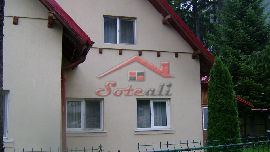 Pensiune de vanzare P+E Busteni - central - Poză 4