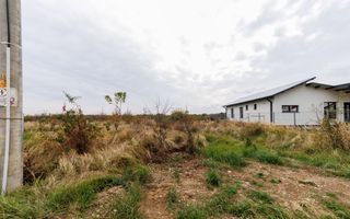 Teren intravilan 440 mp, toate utilitățile, foarte aproape de Trivale - Poză 1