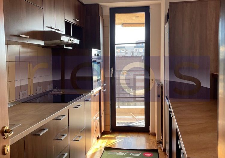 APARTAMENT 3 CAMERE CENTRAL PARK - Poză 2