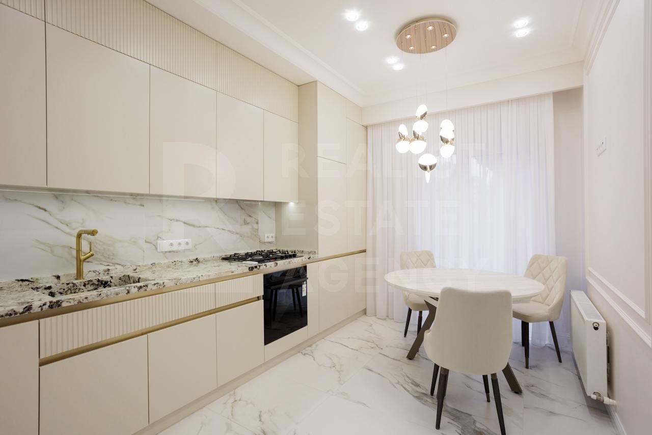 Chirie, apartament, 1 cameră + living, strada Moara Roşie, Centru - Poză 4